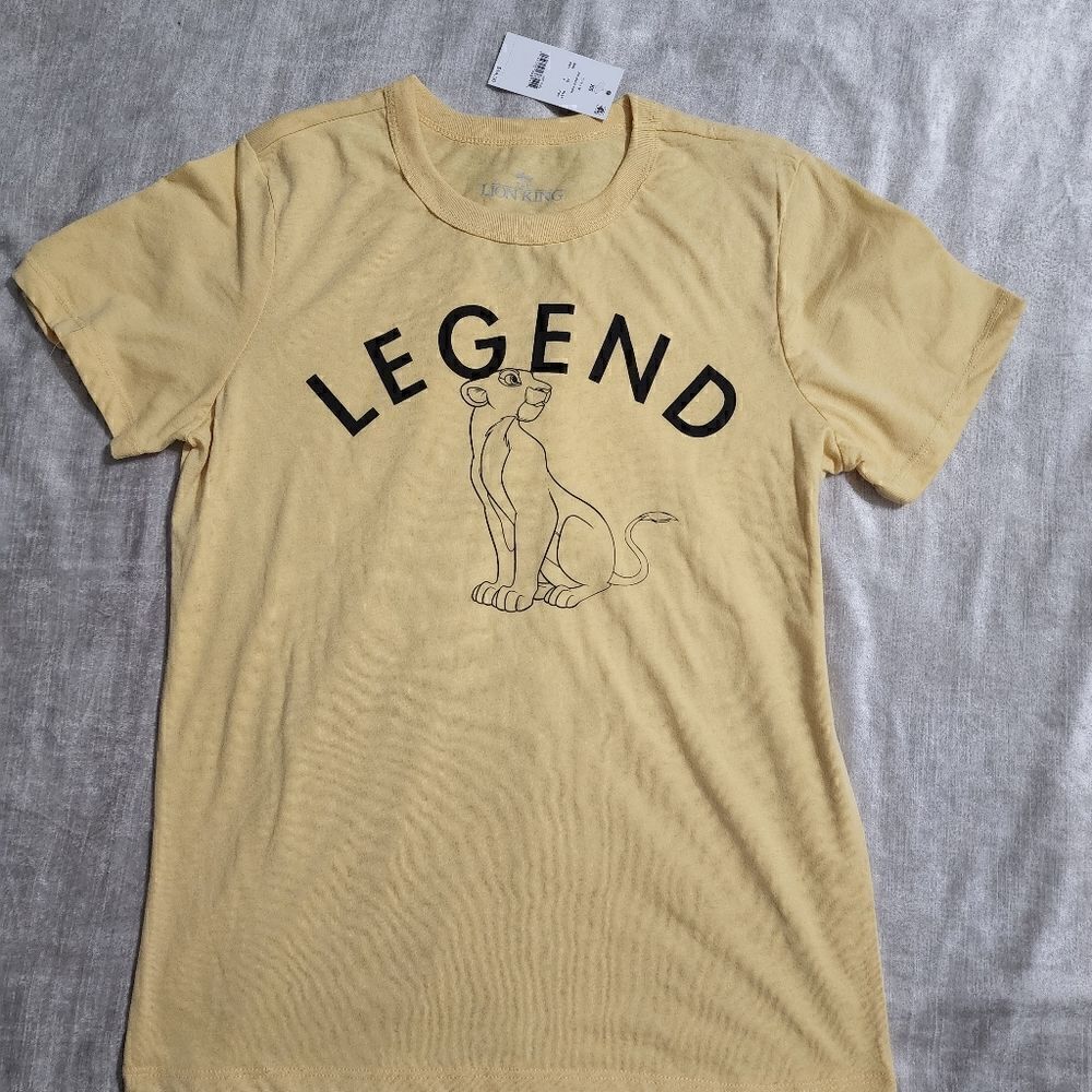 NWT Women's Disney "Lion King" t-shirt.